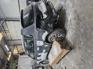 Vand Tiguan 2010 - imagine 9