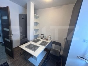 Apartament cu 3 camere, centrala si AC, parter, zona Piata Mare - imagine 8