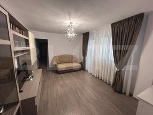 Apartament cu 3 camere, centrala si AC, parter, zona Piata Mare - imagine 3