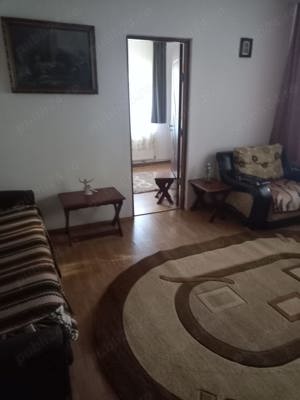 Închiriez apartament cu două camere  - imagine 2