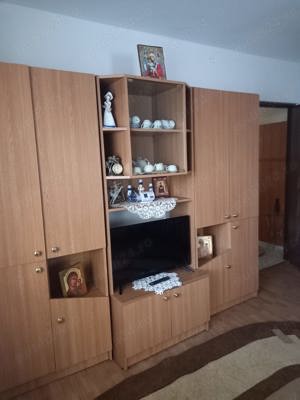 Închiriez apartament cu două camere  - imagine 3