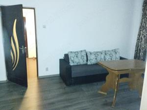 Închiriez apartament - imagine 2