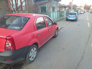 Vand Dacia Logan 2011 1.2 - imagine 5