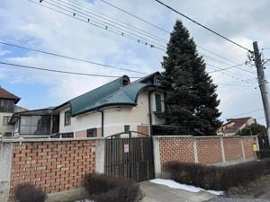 Proprietate multifamiliala Casa de vanzare in Onesti locuinta afacere - imagine 3