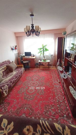 Proprietar  vând apartament 2 camere  zona Soarelui  cu vedere la Parc Pădurice - imagine 4