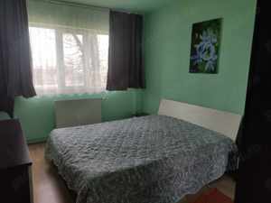 Inchiriez apartament 2 camere Chisineu-Cris, etajul 1, central - imagine 3