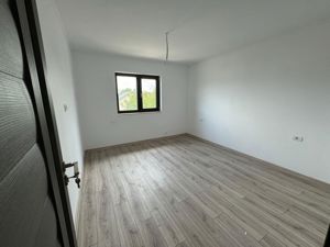 Duplex Cu 4 camere, in Ciarda Rosie - imagine 5