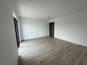 Duplex Cu 4 camere, in Ciarda Rosie - imagine 3