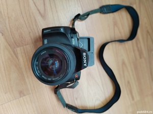 Aparat foto Sony Alpha a230+ obiectiv