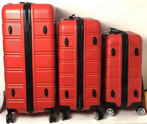 Set 3 valize ABS   usoare, rezistente, design modern 549 lei