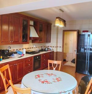 Apartament de vânzare - 4 camere, Strada Tecuci, Bloc Vega