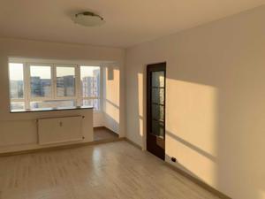 Apartament 3 camere de  vanzare Drumul Taberei, - imagine 8