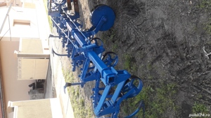 Prășitoare 8 rânduri