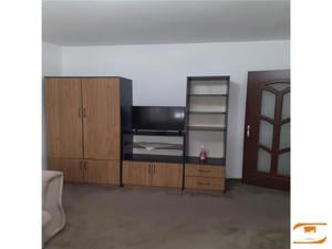 Inchiriez apartament cu o camera in zona sagului 250 eur luna - imagine 4