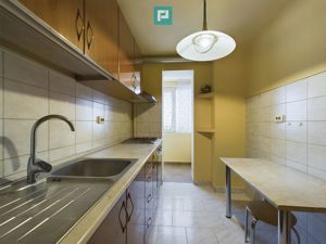 Apartament cu 3 camere, etaj intermediar - imagine 5