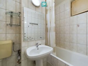 Apartament cu 3 camere, etaj intermediar - imagine 13