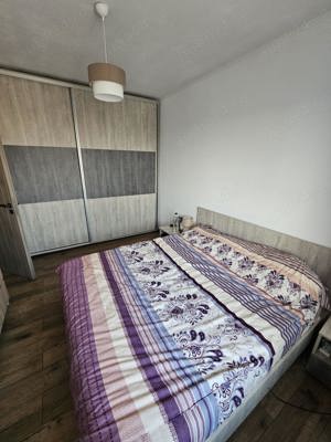 De vanzare Direct de la proprietar !! Apartament cu 2 camere Giroc - imagine 5