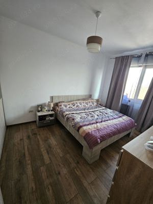 De vanzare Direct de la proprietar !! Apartament cu 2 camere Giroc - imagine 6