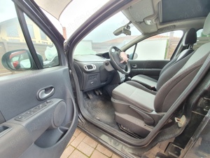 Vand Renault Modus 2008 accidentat frontal, înscris în circulație - imagine 8