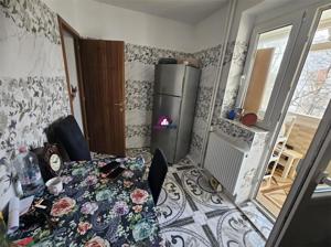 Inchiriere 1 camera dintr-un apartament cu 3 camere. - imagine 8