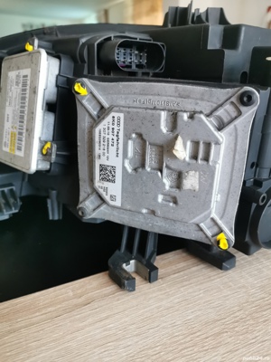 Far dreapta audi a4 - imagine 5