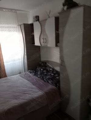 Inchiriez apartament cu 3 camere zona centrala - imagine 2