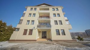 De vanzare penthouse in Tractoru. 100 mp, terasa, loc de parcare - imagine 13