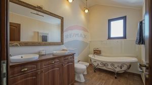 De vanzare penthouse in Tractoru. 100 mp, terasa, loc de parcare - imagine 8