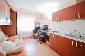 Apartament cu 3 camere + garsonieră de vânzare în zona Decebal - imagine 11