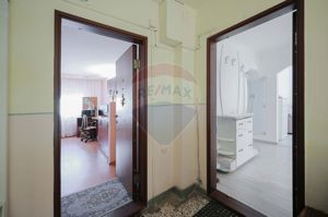 Apartament cu 3 camere + garsonieră de vânzare în zona Decebal - imagine 10