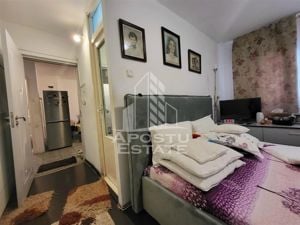 Apartament cu 3 camere si 2 bai, decomandat, parter, zona Aradului - imagine 8