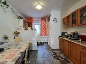 Apartament cu 3 camere si 2 bai, decomandat, parter, zona Aradului - imagine 4