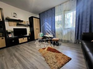 Apartament cu 3 camere si 2 bai, decomandat, parter, zona Aradului - imagine 2