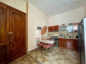 Apartament deosebit in cladire istorica,zona Fabric - imagine 12