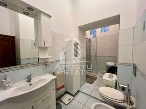 Apartament deosebit in cladire istorica,zona Fabric - imagine 14