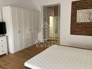 Apartament cu 2 camere Central centrala proprie - imagine 5