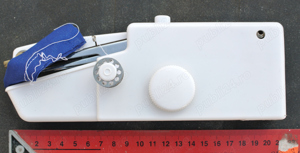 Mașină de cusut portabilă cu baterii - imagine 5