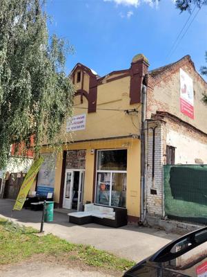 Spatiu comercial si casa,central,Valea Lui Mihai,Bihor