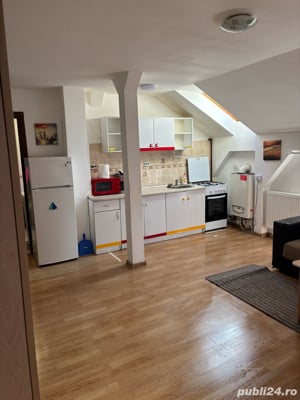 Închiriez apartament  - imagine 6