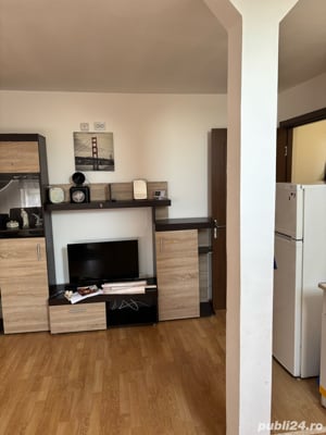 Închiriez apartament  - imagine 3