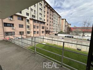 Vanzare 2 vile duplex si 1 apartament  curte 500 mp   Cartierul Latin - imagine 15