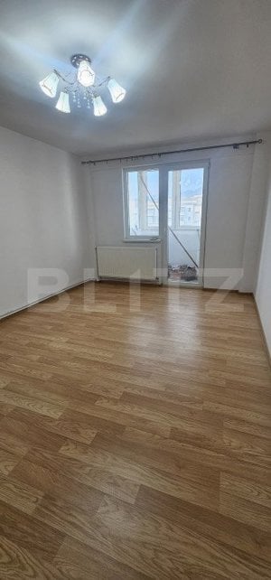 Apartament 2 camere, decomandat, 42 mp, recent renovat modern premium  - imagine 3