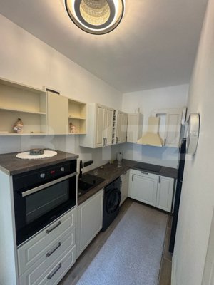 Apartament 2 camere,  decomandat , 47 mp , zona Piata Trandafirilor  - imagine 4