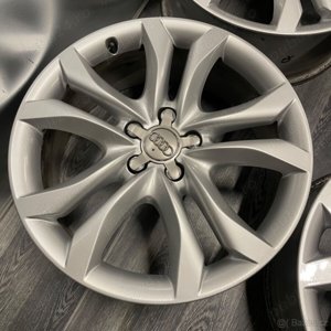 Set 4 jante aliaj originale Audi OEM 8r0601025al, 7x19 inch, 5x112, ET37, Argintiu, - imagine 3