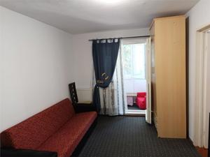 Apartament cu 3 camere etaj 3 zona Girocului - imagine 7