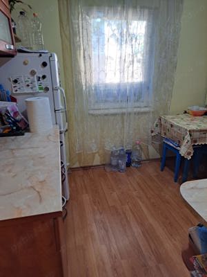 Apartament 3 cam PB la parter pe str. Doina cu 2 bai, necesita renovare - imagine 4