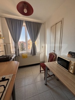 Apartament cu 2 camere, 44 mp, zona Piata 700  - imagine 5