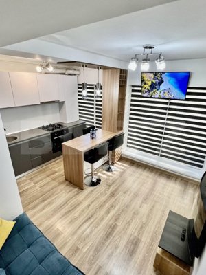 Apartament cu 3 camere, 55 mp utili + 14,5 mp balcon, zona Soarelui