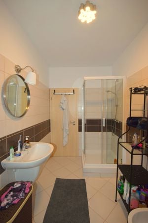 Apartament cu 2 camere de inchiriat-Iulius Mall - imagine 13