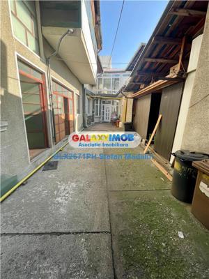 VANZARE 2 CORPURI DE CASA - SPATIU COMERCIAL - STRADA POSTEI, PLOIESTI